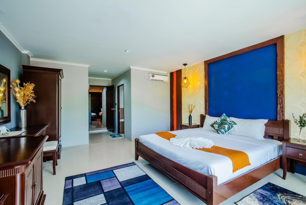 Time Out Hotel Patong Eksteriør billede